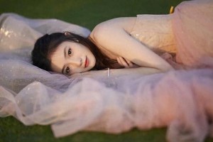 易烊千玺刘浩存《送你一朵小红花》抗癌温情电影解析