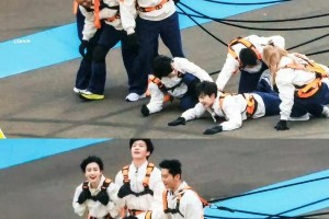 孟子义李昀锐《奔跑吧》录制花絮：特种兵式工作引热议