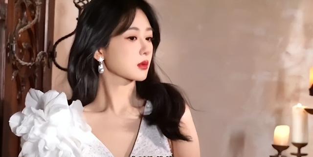 杨紫与剧组互动花絮