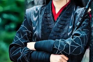 肖战顶流之路：作品、才华与粉丝经济解析