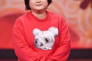 贾玲43岁生日派对亮相，瘦身成功气质大变